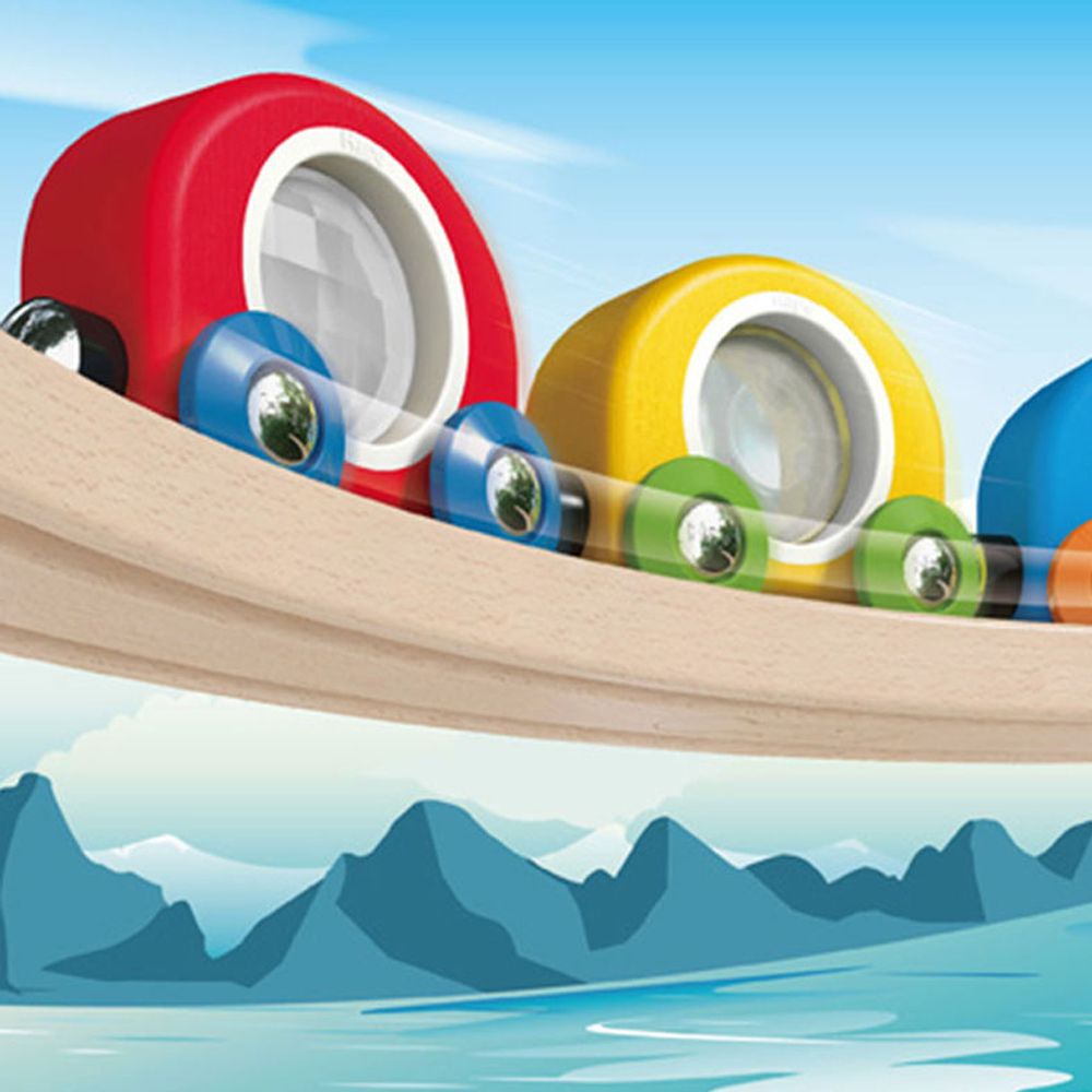 Бебешко дървено влакче с прозорчета