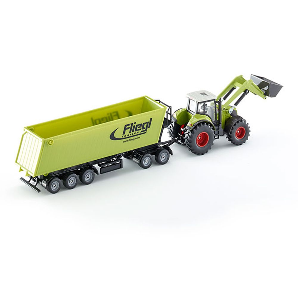 Трактор Claas Axion 850 с преден товарач и с ремарке