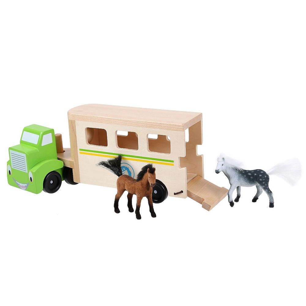 Камион с конюшна