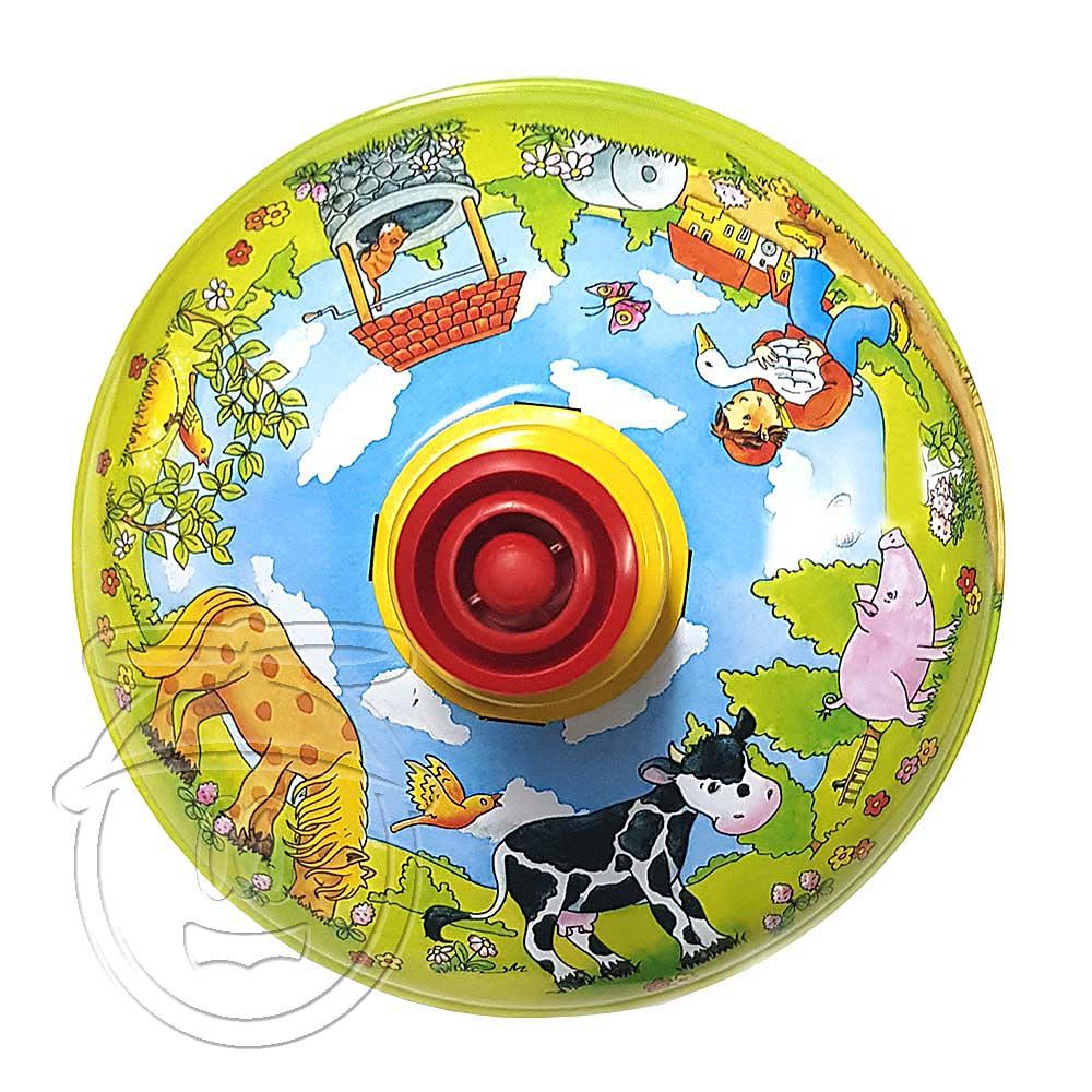 Малък метален пумпал, Животните на село