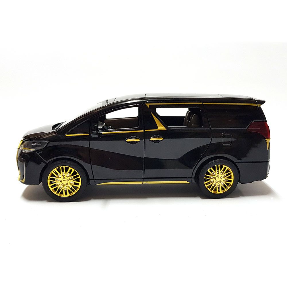 Метална кола, Toyota Alphard