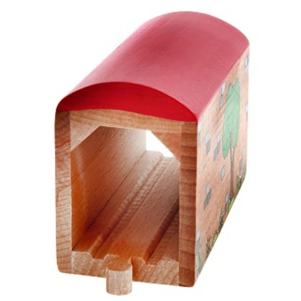 Тунел с дървена релса