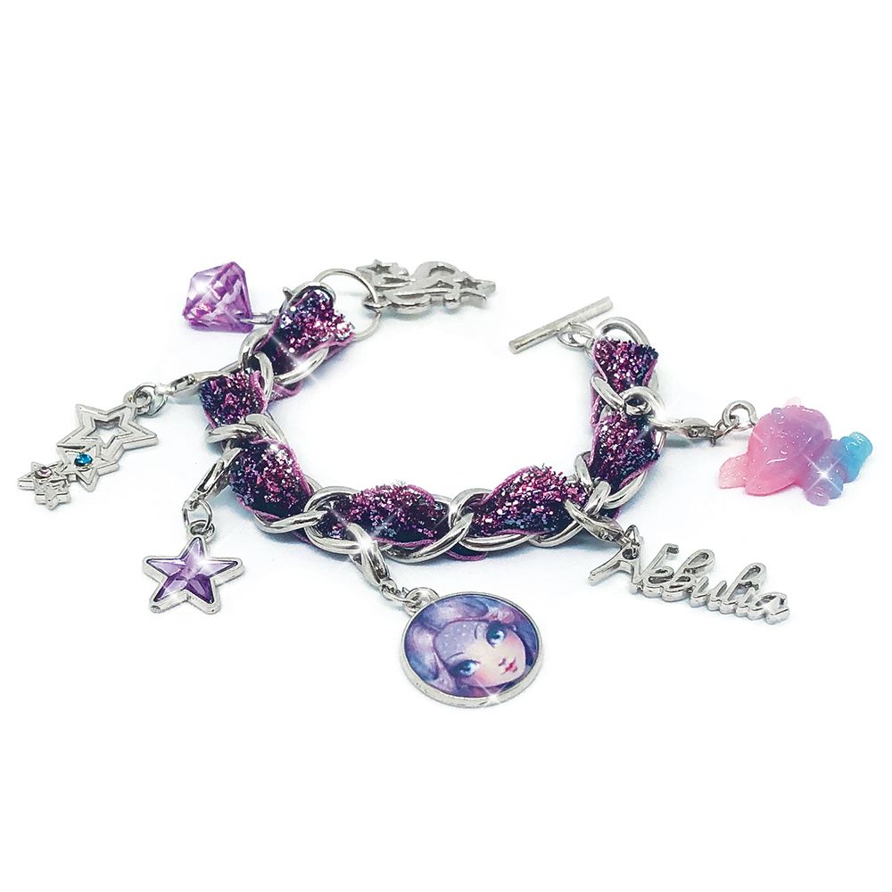 Украшение за принцеси, Гривна с талисмани