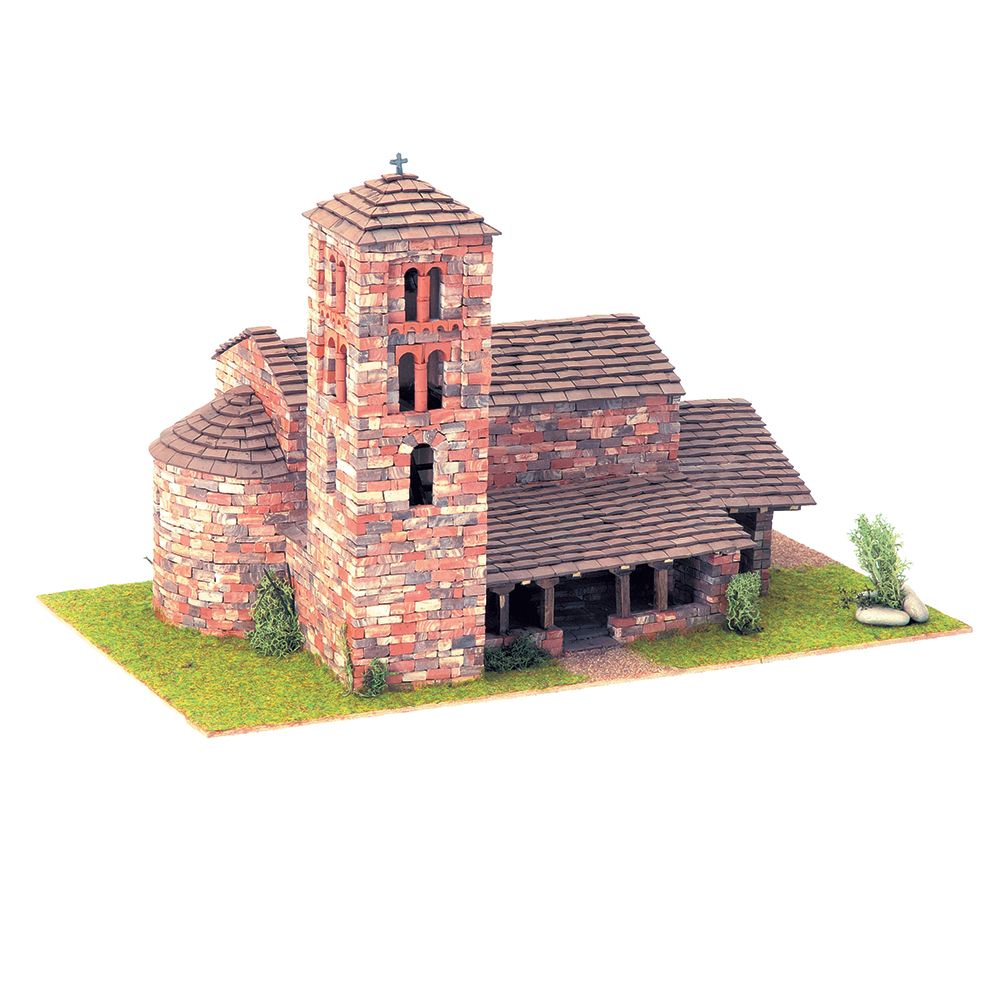 Domus kits, Романика 2, Църква St. Joan de Caselles