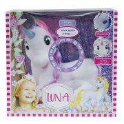 Интерактивен еднорог, говори и пее на български език