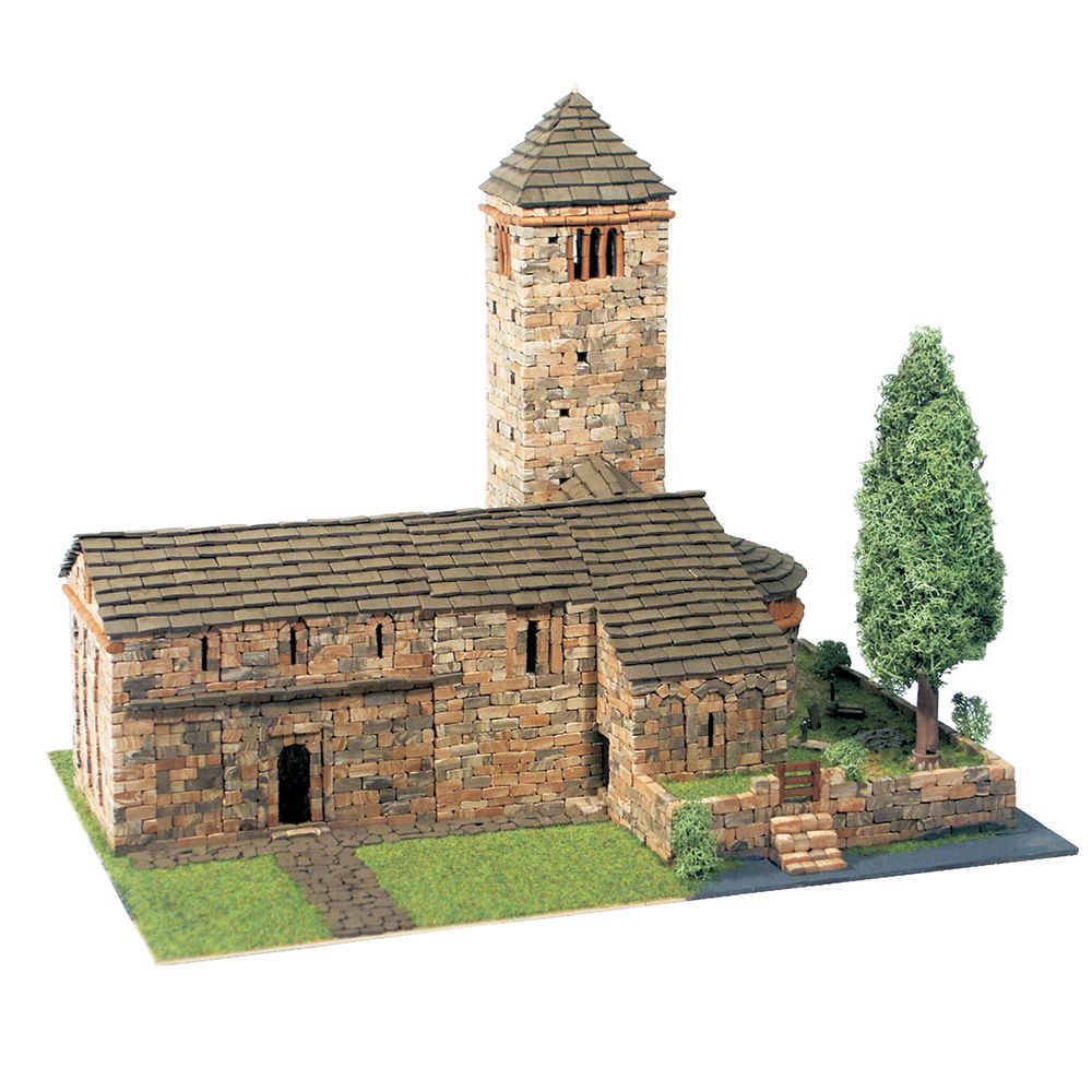 Domus kits, Романика 4, Църква St. Pedro Lárrede