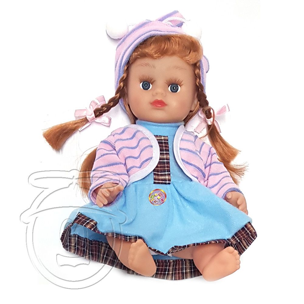 Моята любима музикална кукла с розово елече и розова шапка