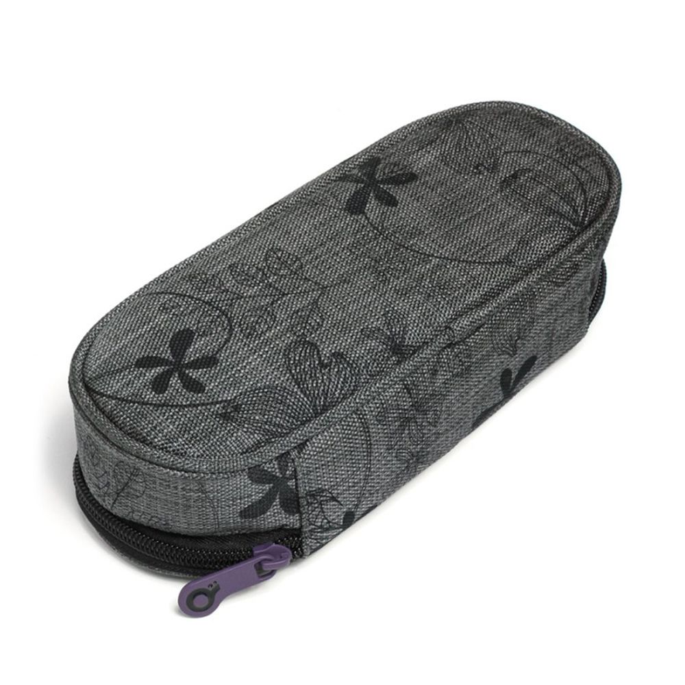 Ученически несесер, объл, сив с цветя