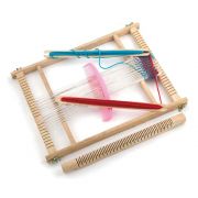 Дървено станче