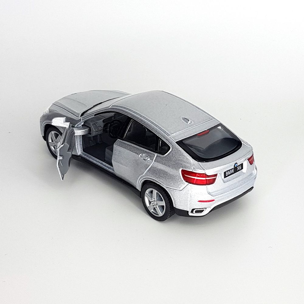 Метална кола BMW X6