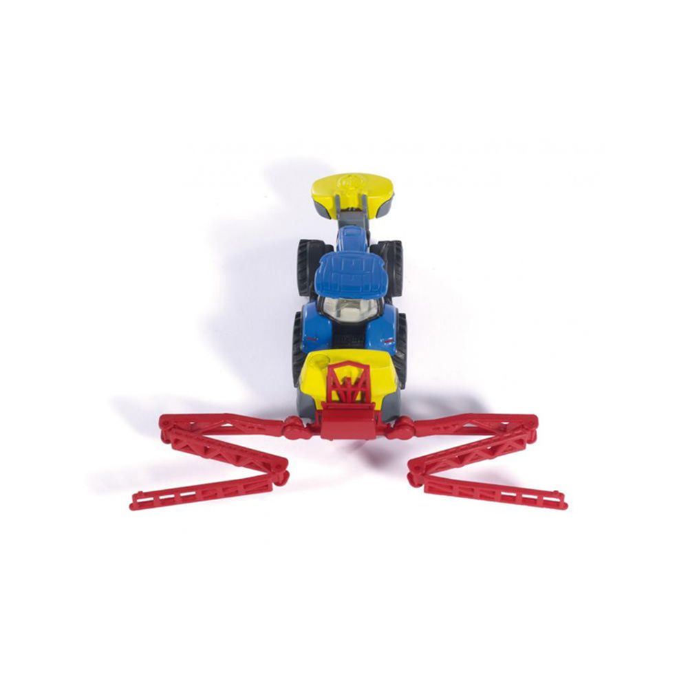 Трактор New Holland с гигантски разпръсквач Kverneland