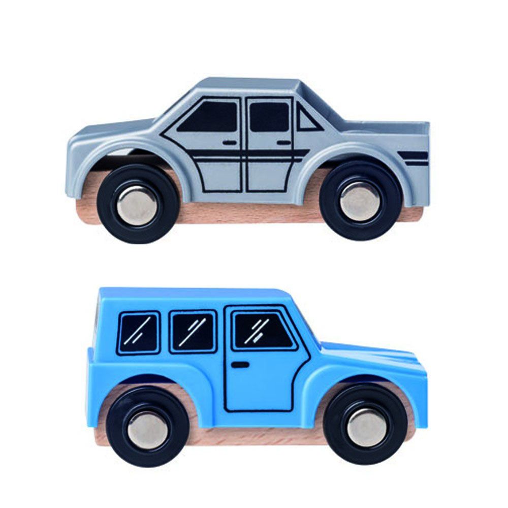 Дървен паркинг с асансьор и две колички