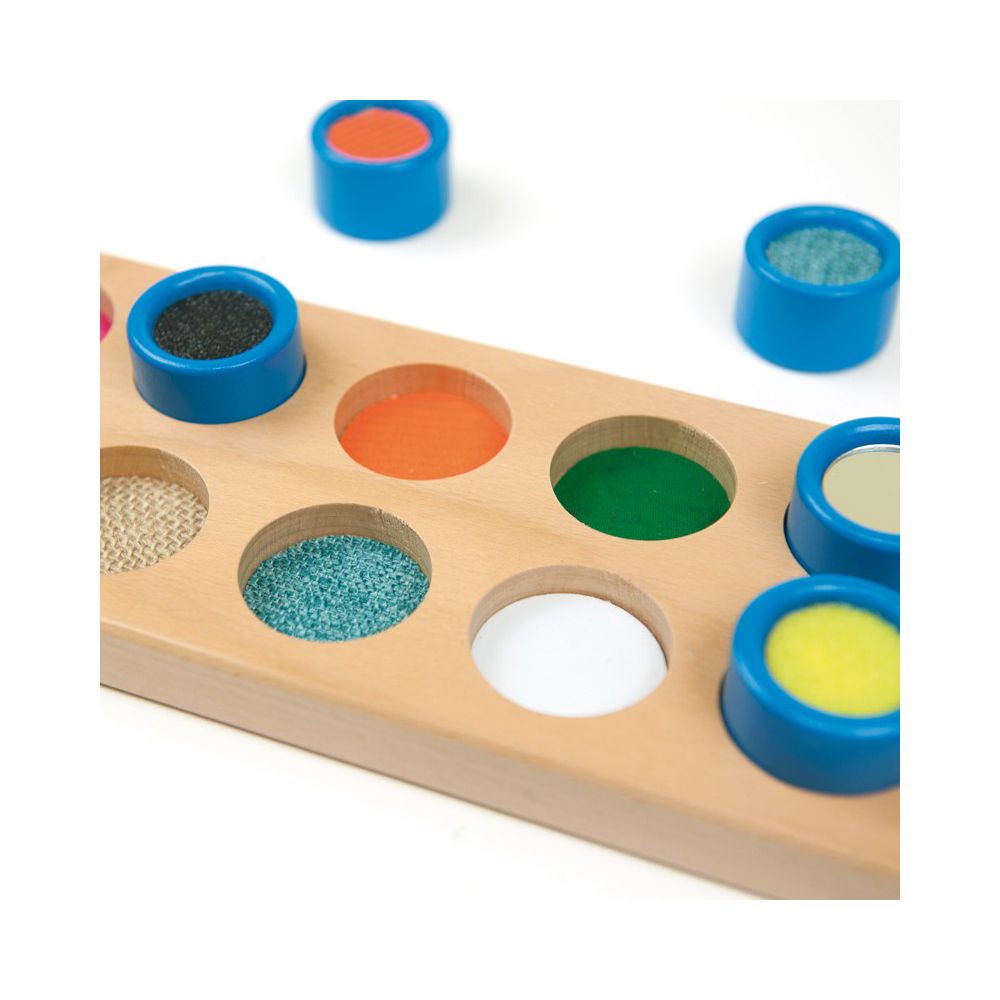 Сензорна игра за тактилни усещания