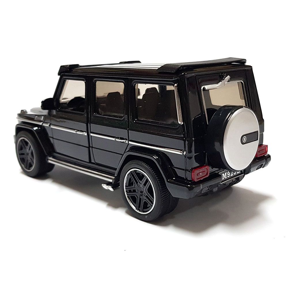 Метална кола, Мерцедес Бенц G65 AMG