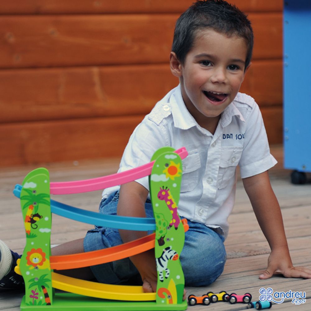 Забавно роли с колички