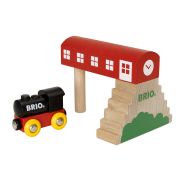 Класическа гара с мост