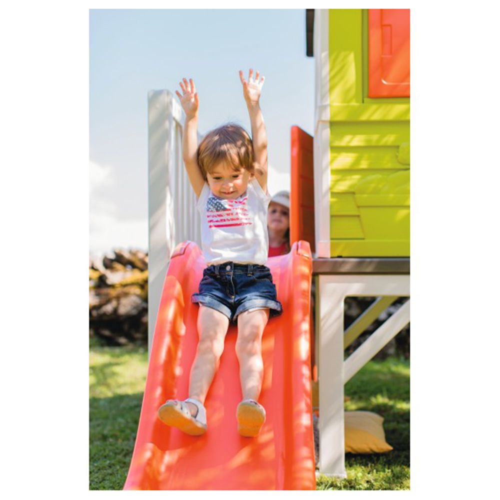 Детска пластмасова къща за игра, с веранда и пързалка