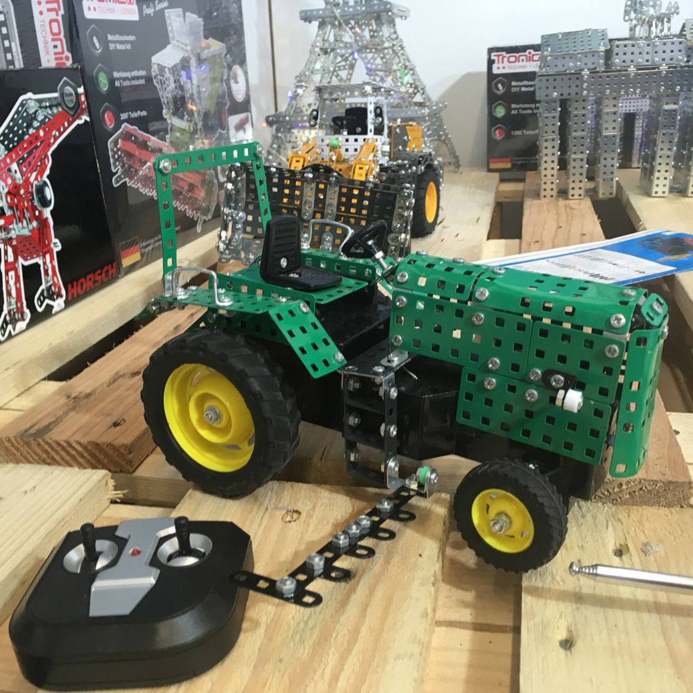 Метален конструктор, Трактор с РК, Bautz 240