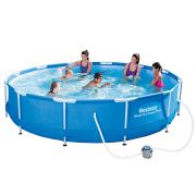 Басейн за цялото семейство