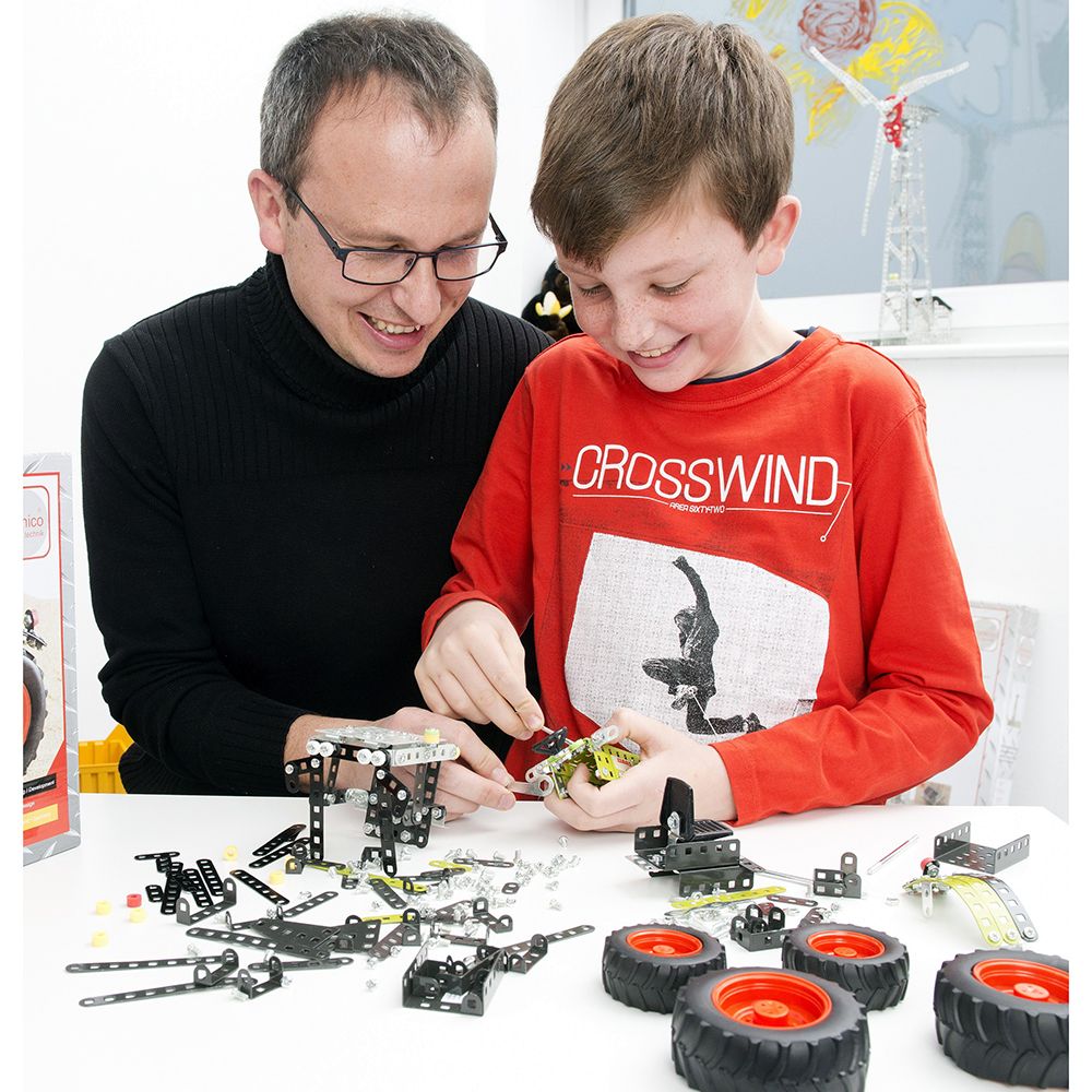 Метален конструктор, Трактор с РК, Bautz 240