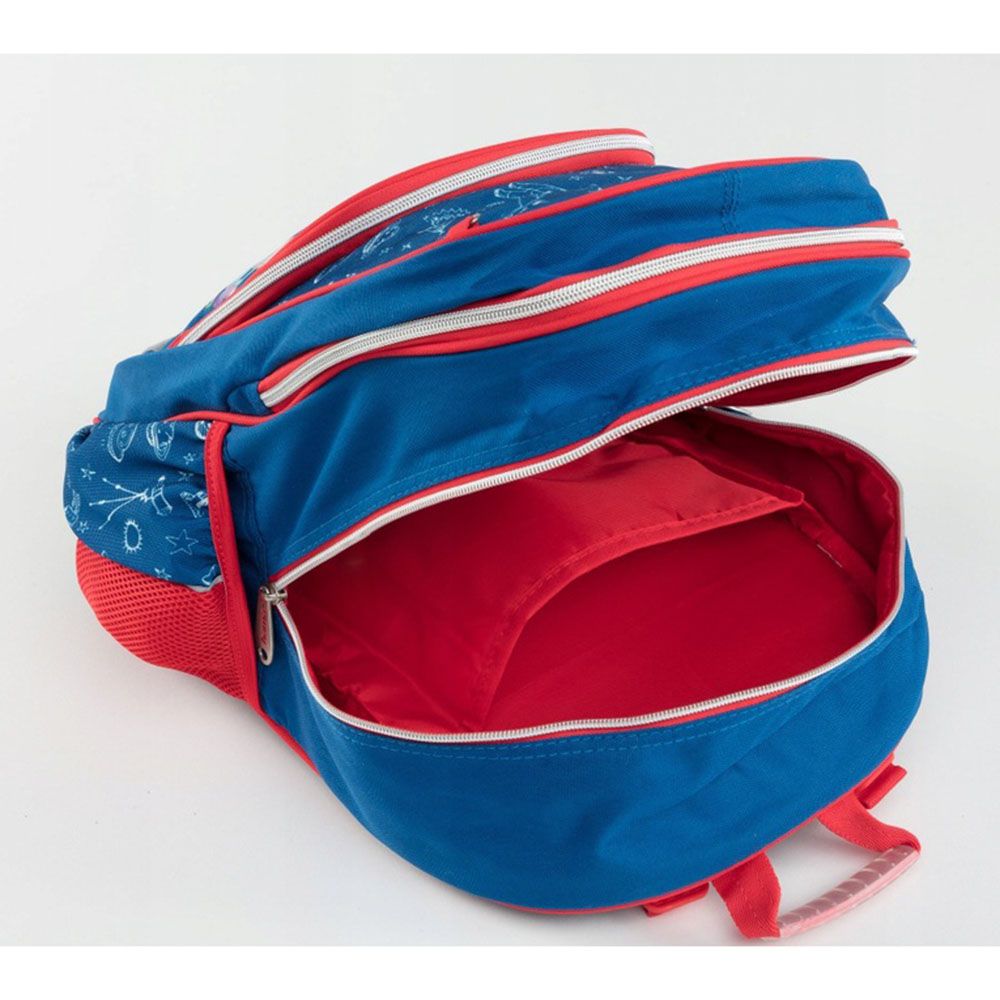 Ученическа раница, Футбол