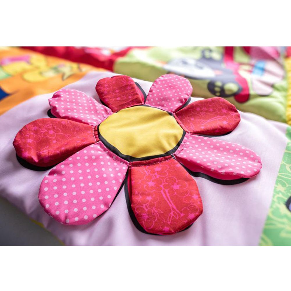 Пъстър свят - бебешко килимче за активни занимания