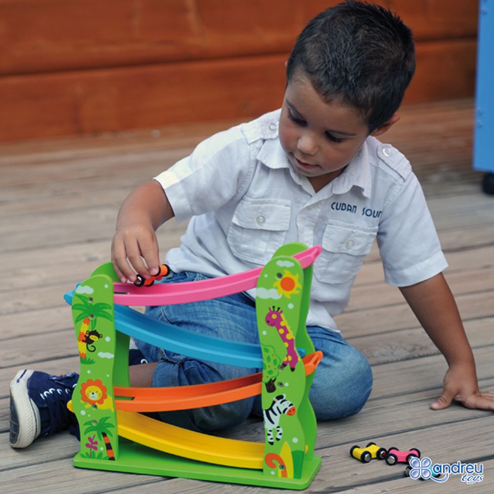 Забавно роли с колички