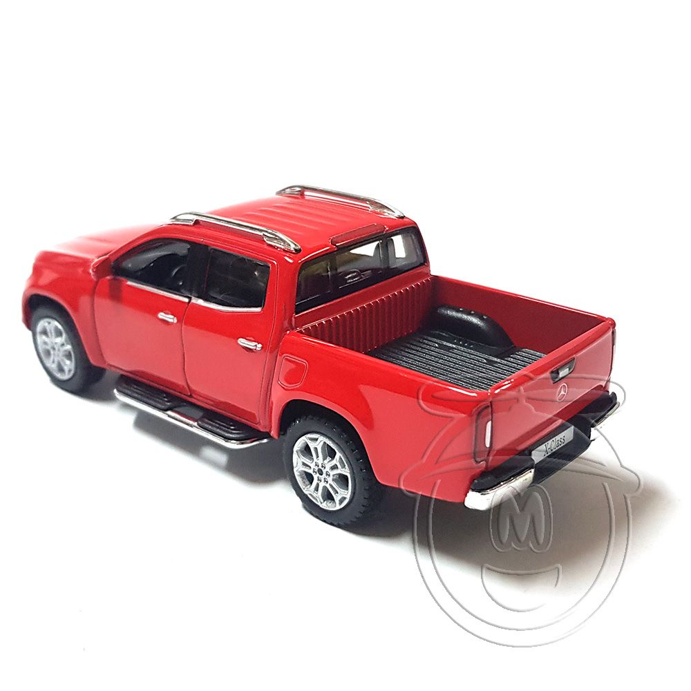 Метална кола, Mercedes BenzX-Class