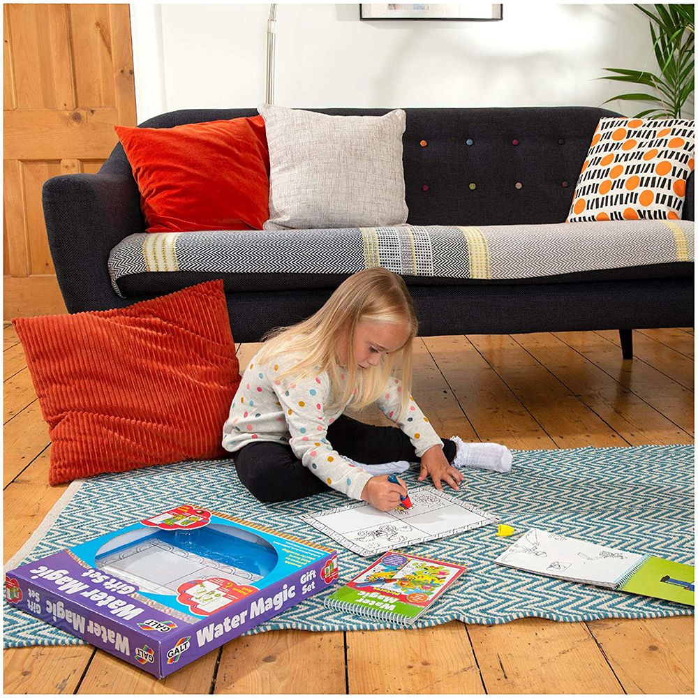 Рисувай с вода - подаръчен комплект