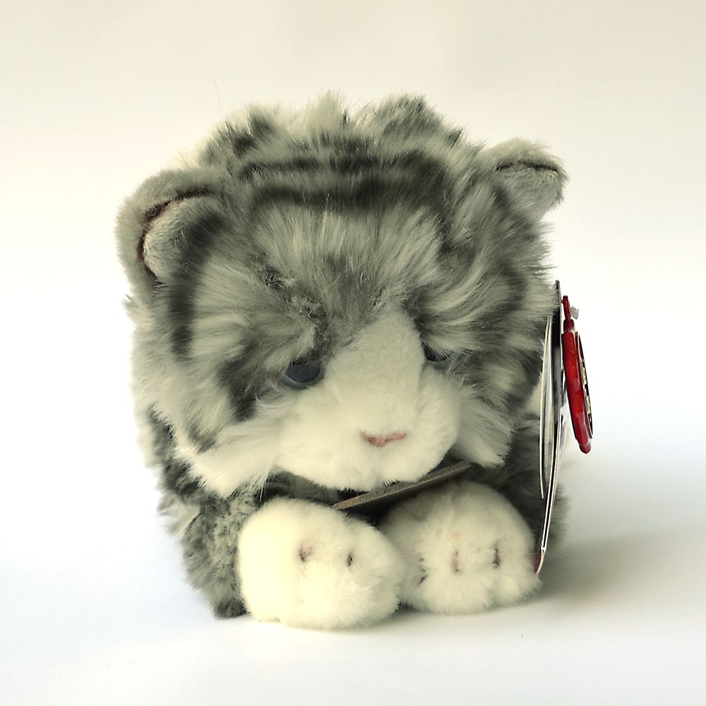 Плюшено легнало коте