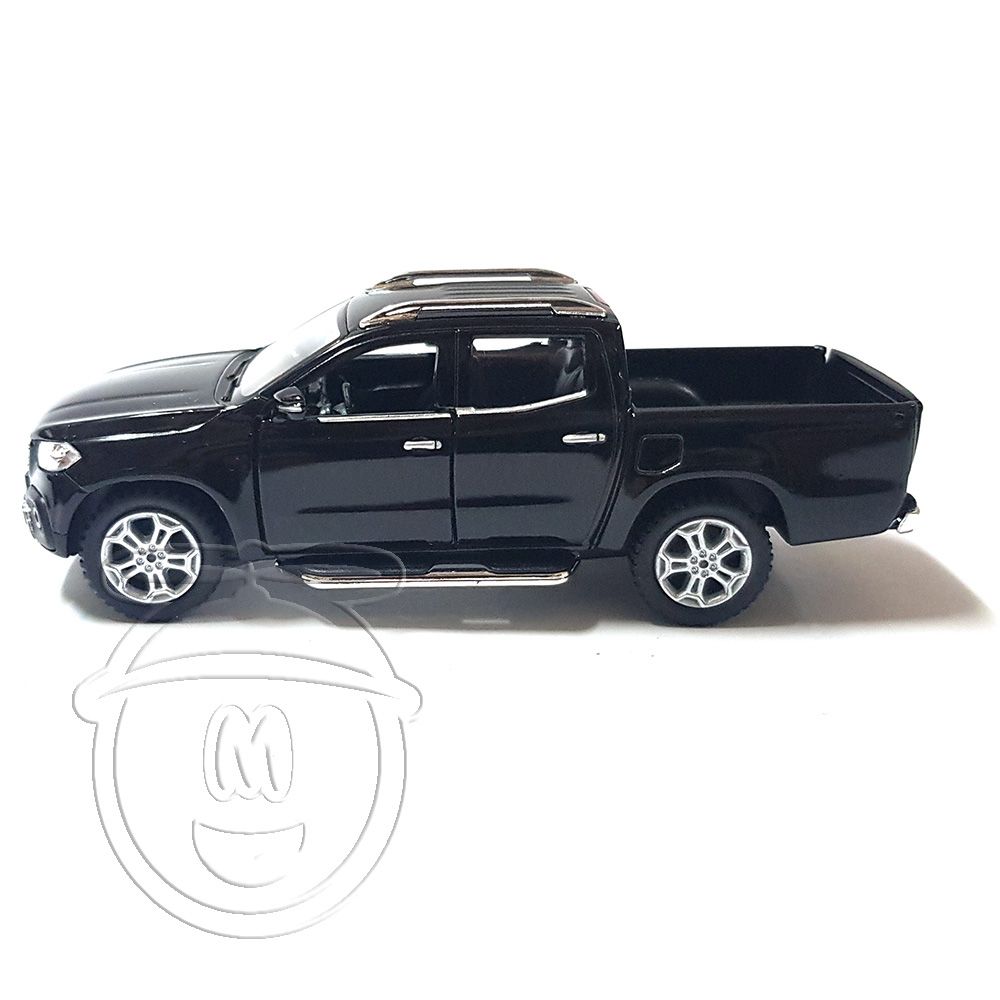 Метална кола, Mercedes BenzX-Class