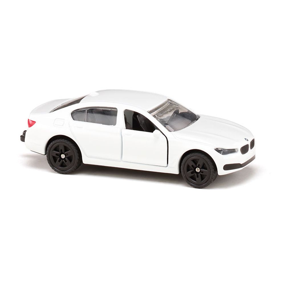 Метална кола, BMW 750i