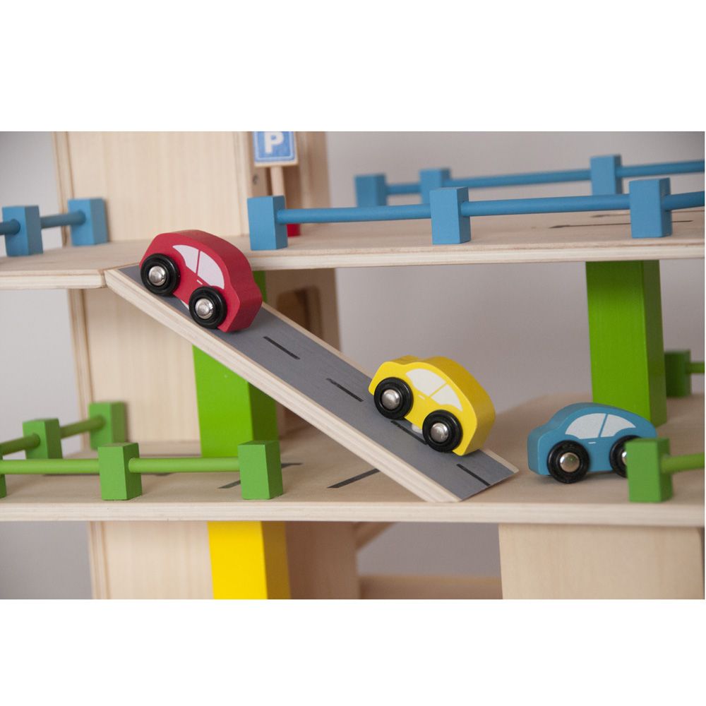 Гараж с аксесоари