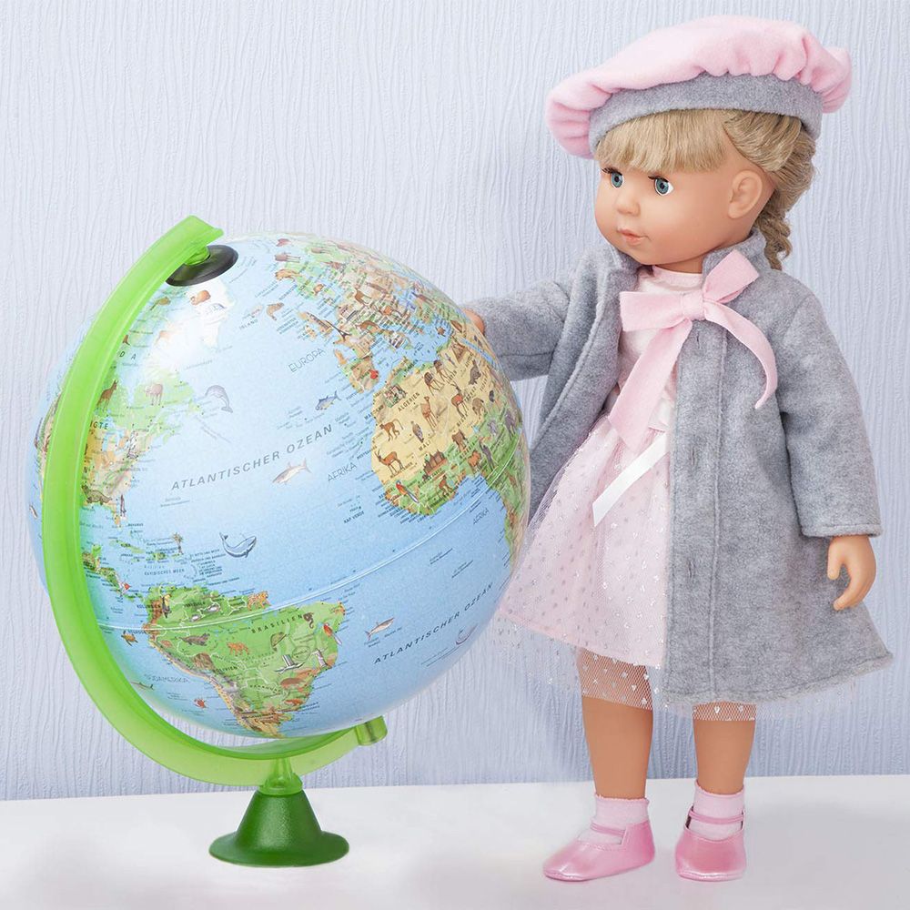 Говореща на български кукла, Мария, със сиво палто