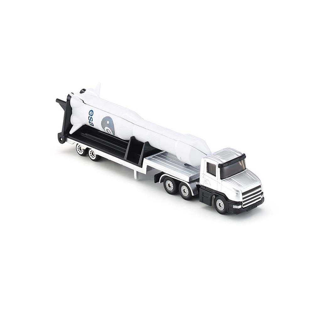 Влекач с ниска платформа и Ракета