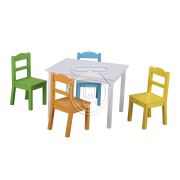 Детска дървена маса с 4 стола