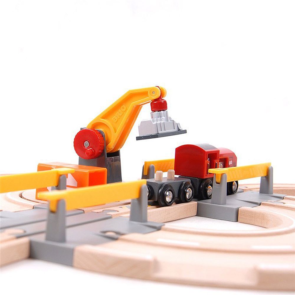 Комплект влакче - ЖП-релси и шосе