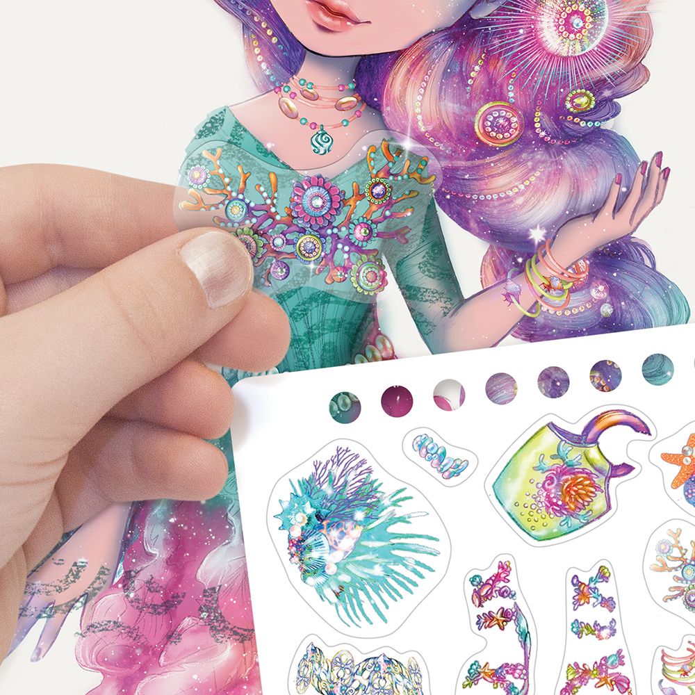 Книжка за рисуване със шаблони и стикери, Мода с Коралия