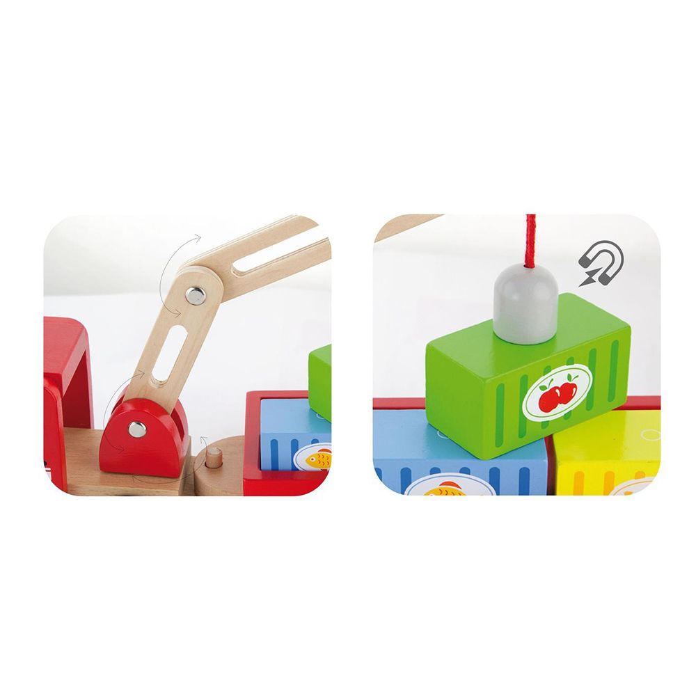 Дървен контейнеровоз с кран