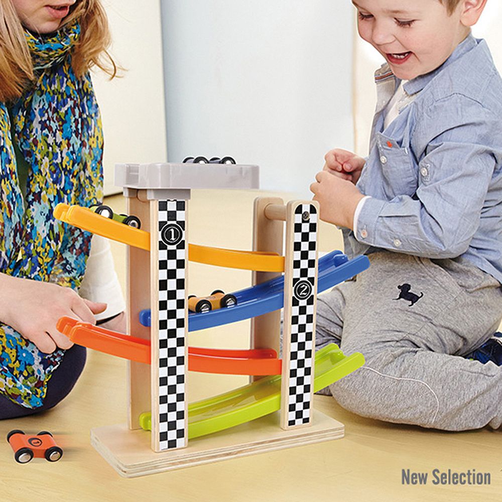 Забавно роли с четири колички