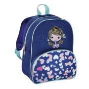 Раница за детска градина, Очарователно момиче