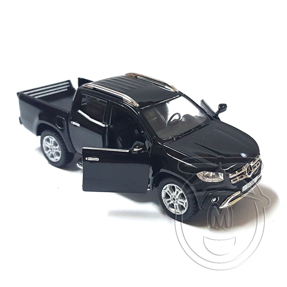 Метална кола, Mercedes BenzX-Class