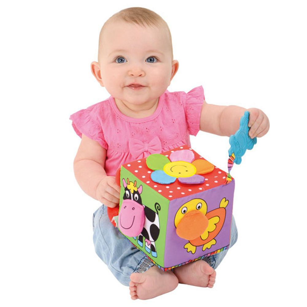 Бебешки активен куб