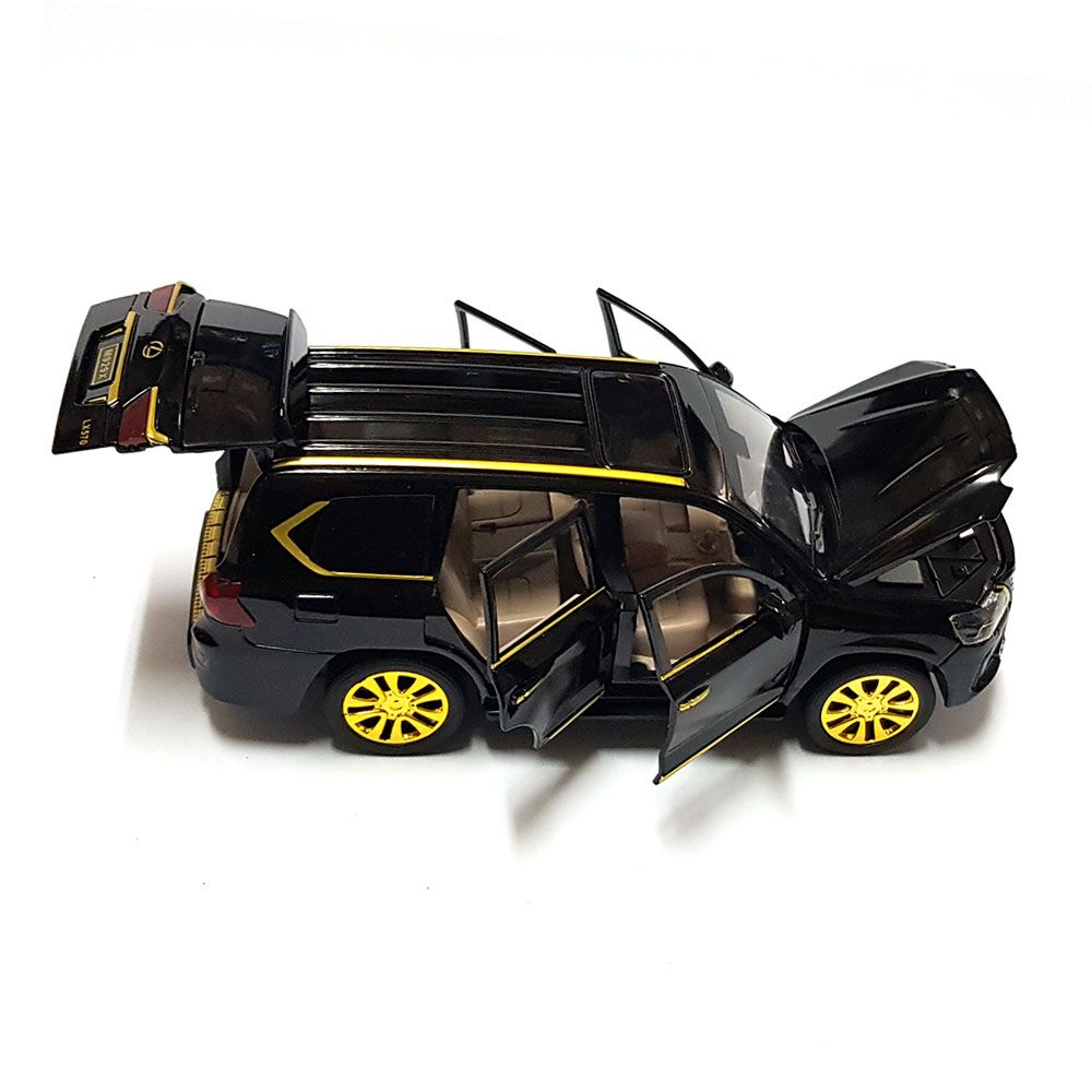 Метална кола, Лексус LX, 2021