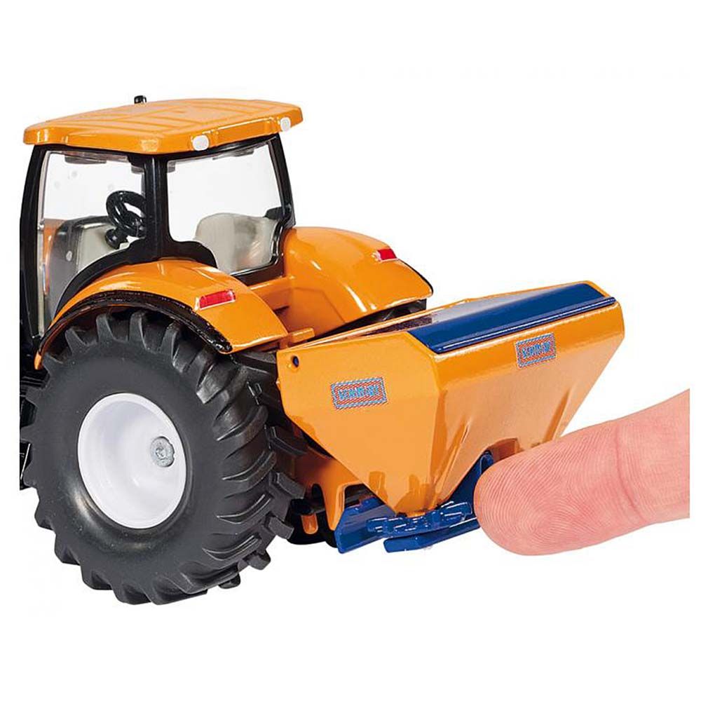 Трактор New Holland снегорин с разпръсквачка за сол