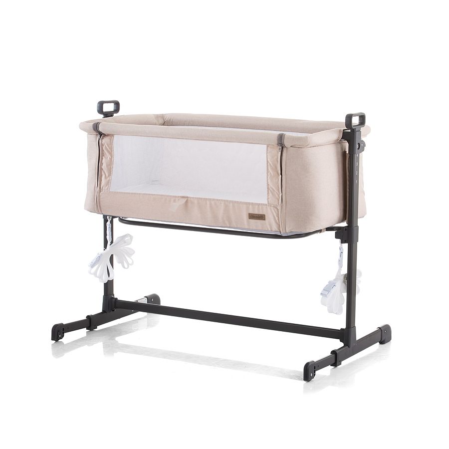 Кошара с падаща страница, Близо до мен, бежова