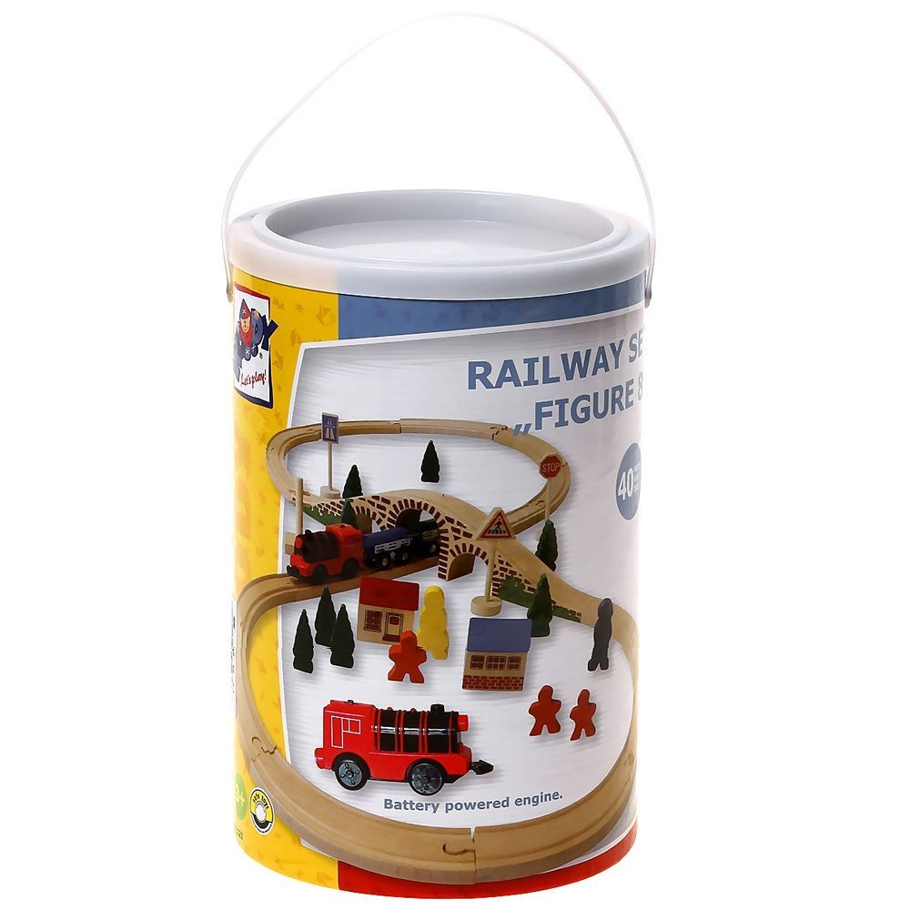 Дървен влак с локомотив с батерии