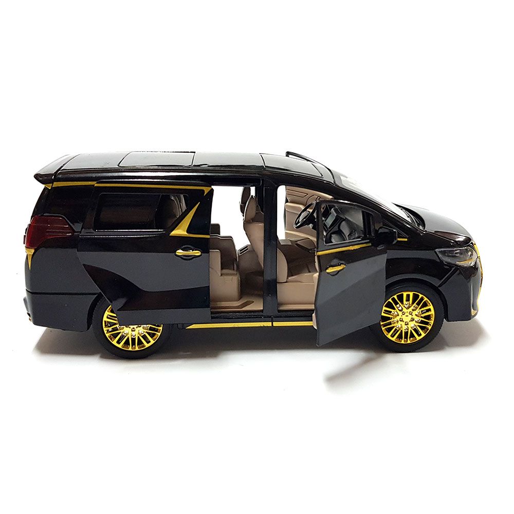 Метална кола, Toyota Alphard