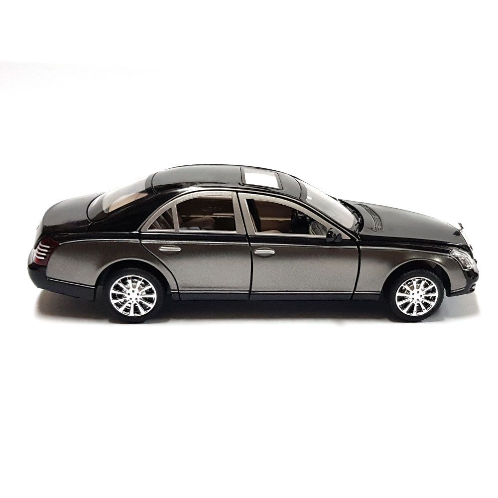 Метална кола, Мерцедес Бенц Майбах