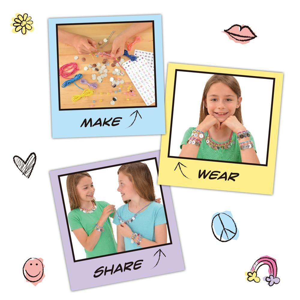 Гривнички с висулки и букви